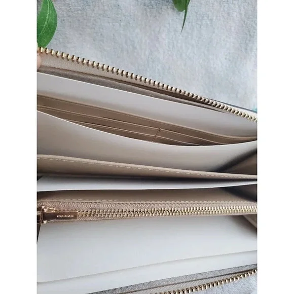 Coach wallet - Picture 4 of 8